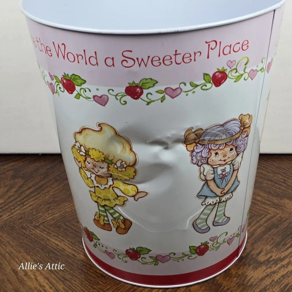 Strawberry Shortcake Wastebasket Vintage Trash Can Storage Basket Pink White 10